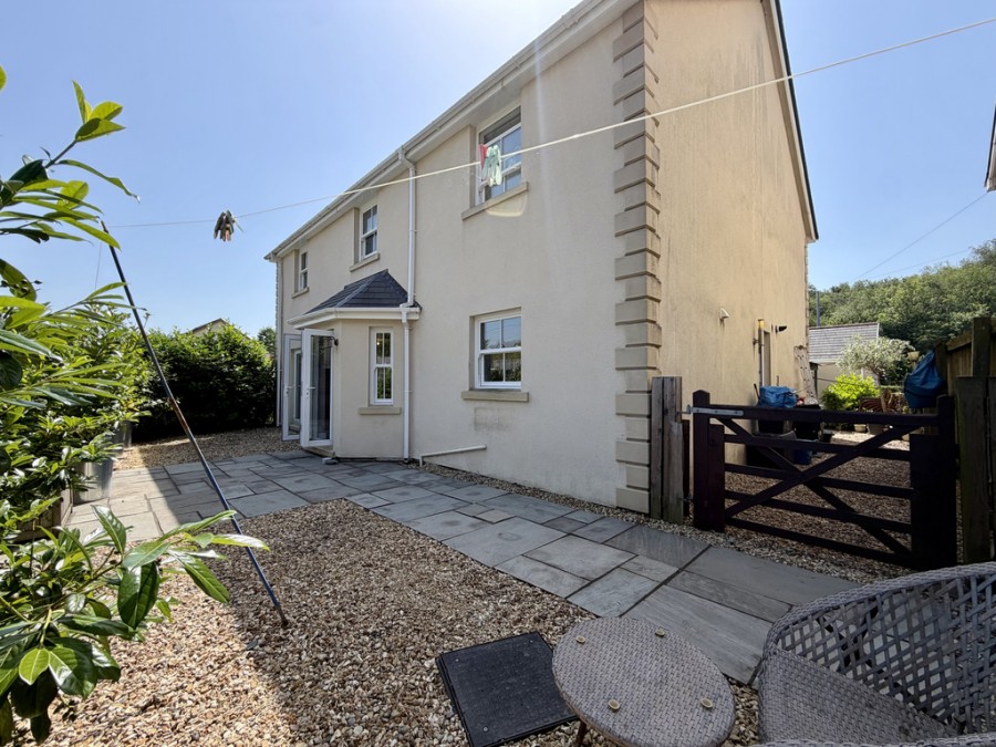 Images for Ty Dawel, Lewis Square, Abercanaid, Merthyr Tydfil, Merthyr Tydfil