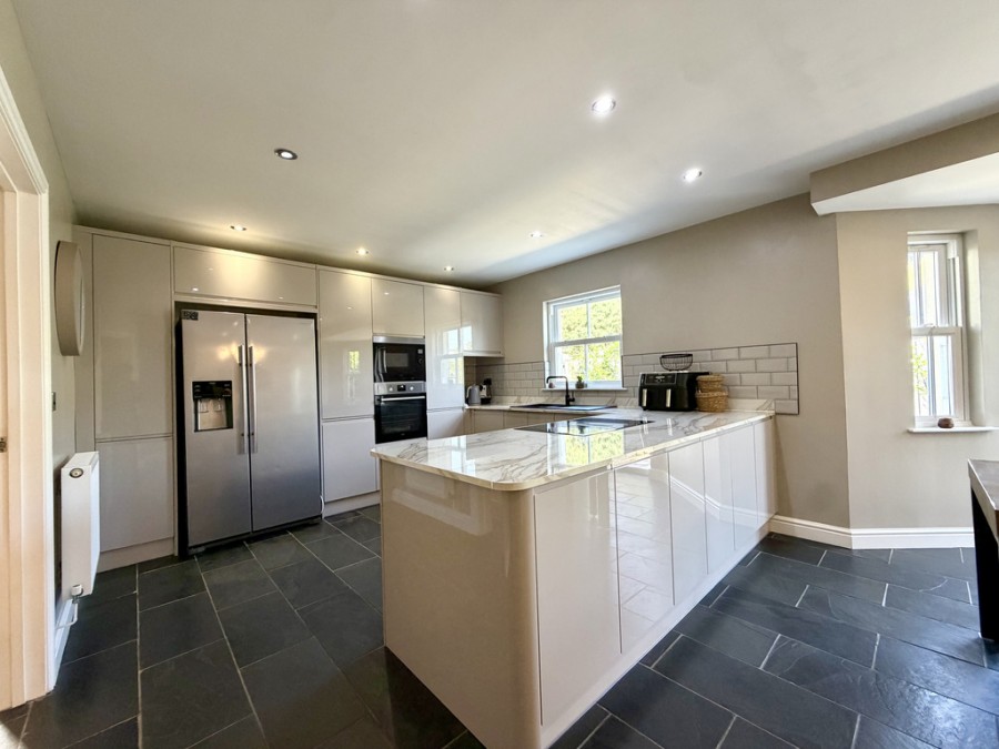 Images for Ty Dawel, Lewis Square, Abercanaid, Merthyr Tydfil, Merthyr Tydfil