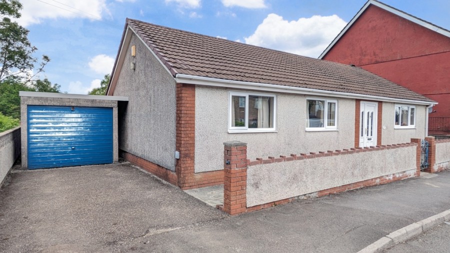 Images for Swansea Road, Merthyr Tydfil, CF48 1HR