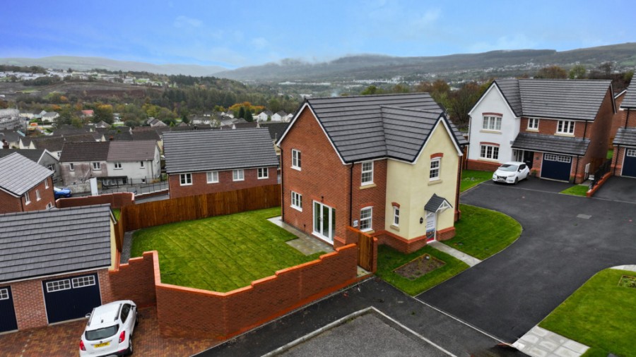 Images for Ty Newydd Heights, Trefechan, Merthyr CF48 2AN