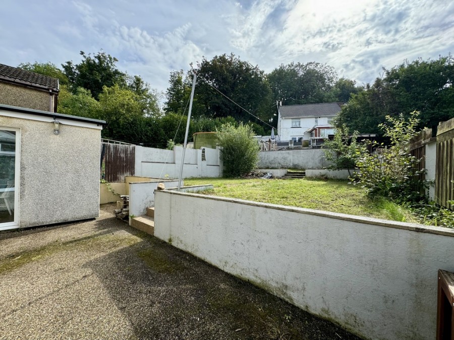 Images for Bryngerwn Avenue, Treharris, CF46 5DE