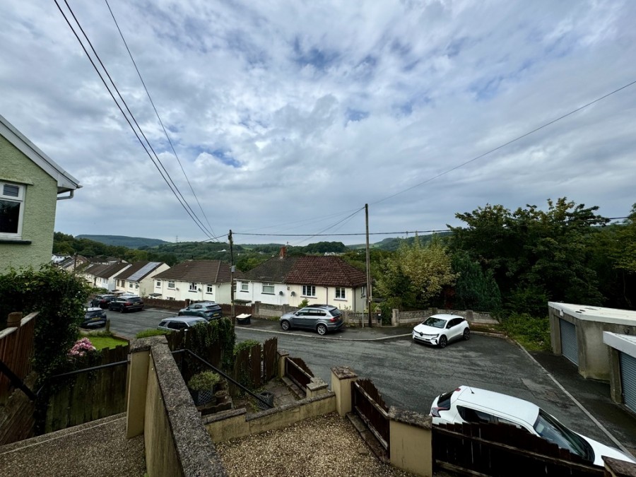 Images for Bryngerwn Avenue, Treharris, CF46 5DE