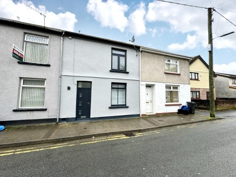 View Full Details for Vincent Place, Merthyr Tydfil, CF47 8PT