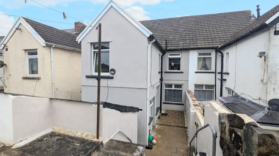 Images for Caeracca Villas, Pant, Merthyr Tydfil, CF48 2AS