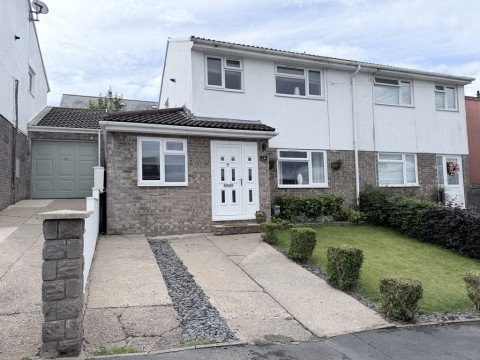 View Full Details for Hilltop Avenue, Cilfynydd, Pontypridd, Mid Glamorgan, CF37 4HZ