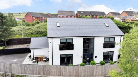 View Full Details for Bay Tree House, Swansea Road, Merthyr Tydfil