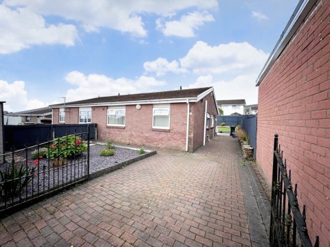 View Full Details for Caernarvon Grove, Merthyr Tydfil, CF48 1JS