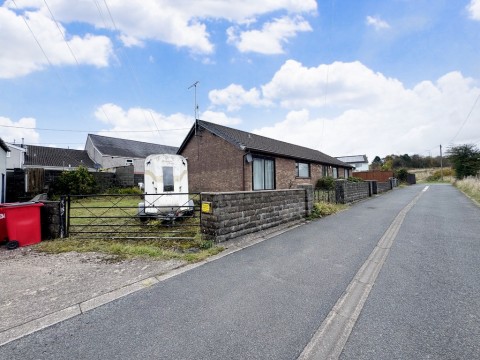 View Full Details for Maes Yr Awel, High Street, Dowlais Top, Merthyr Tydfil CF48 3PS