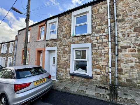 View Full Details for Reform Street, Pontlottyn, CF81 9RB