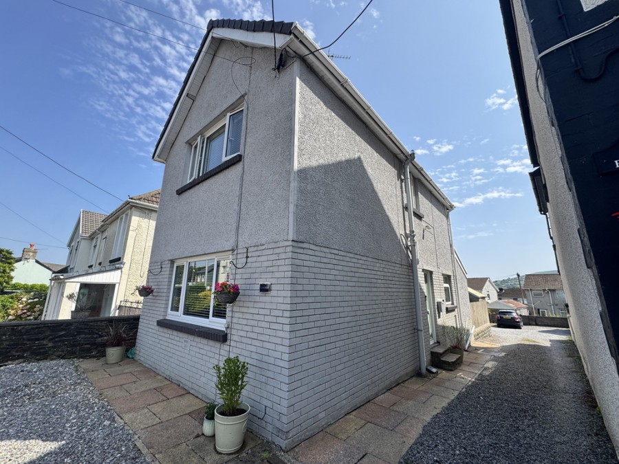 Images for Lyndale, Main Road, Church Village, Pontypridd, South Glamorgan