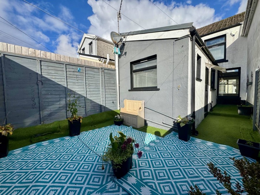 Images for Brynglas Street, Merthyr Tydfil, Cf47 9UT