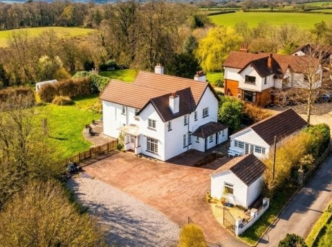 View Full Details for Llansoy, Pontsarn, Merthyr Tydfil