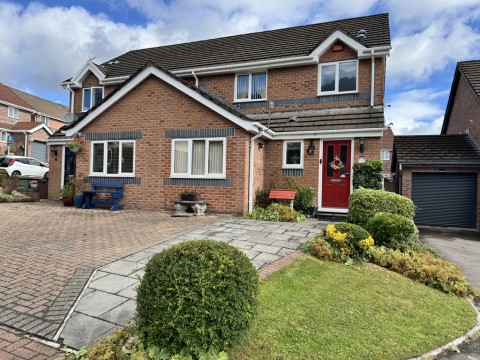 View Full Details for Ty Twyn, Church Village, Pontypridd