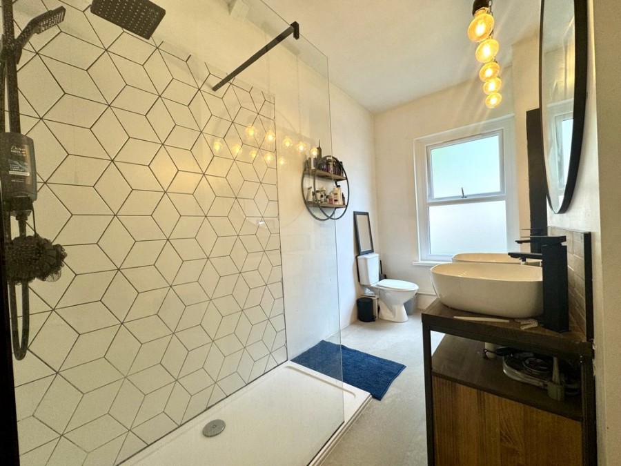 Images for Oaklands, Cardiff road, Merthyr Vale, CF48 4SY