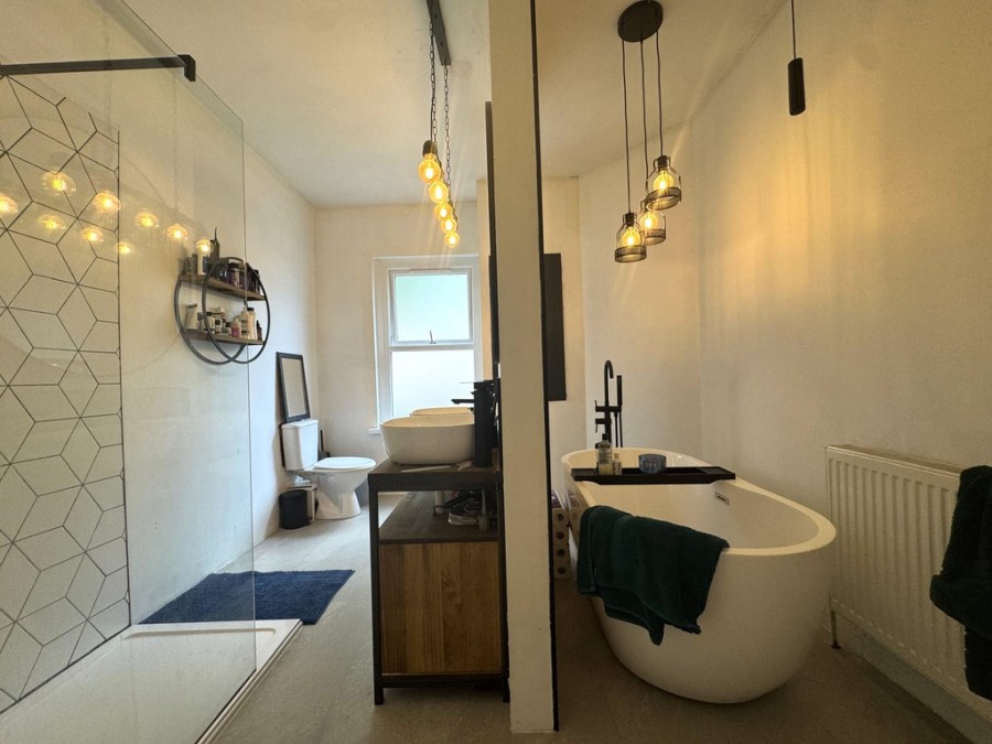 Images for Oaklands, Cardiff road, Merthyr Vale, CF48 4SY