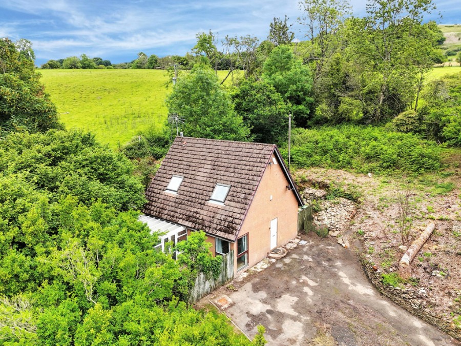 Images for Ty Isaf Bungalow, Off Pandy Road, Llanbradach, Caerphilly