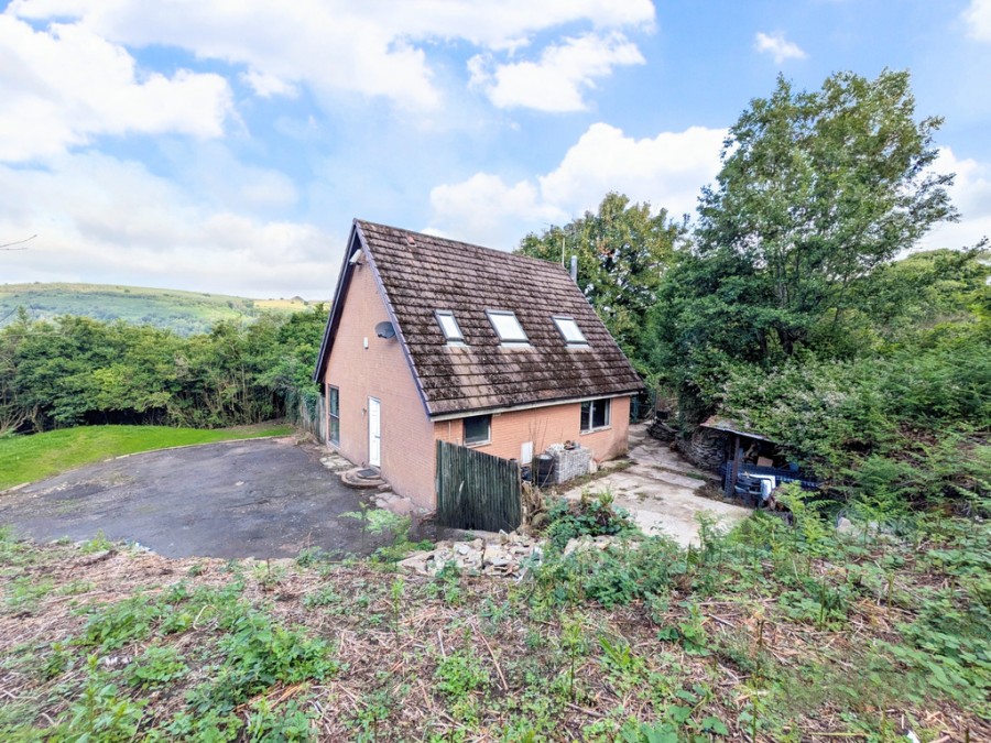 Images for Ty Isaf Bungalow, Off Pandy Road, Llanbradach, Caerphilly