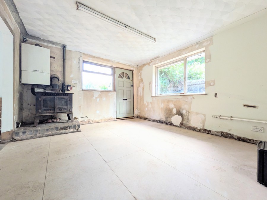 Images for Ty Isaf Bungalow, Off Pandy Road, Llanbradach, Caerphilly