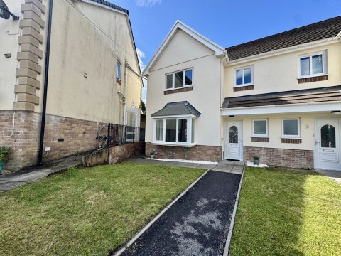 View Full Details for Beacons Court, Merthyr Tydfil, CF48 1PT