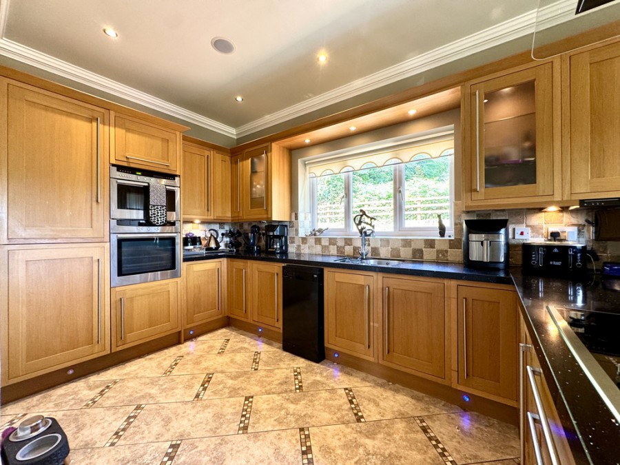 Images for Springfield Rise, Treharris, CF46 5RD