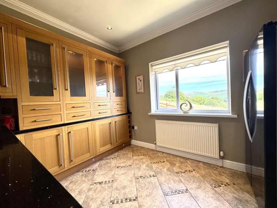 Images for Springfield Rise, Treharris, CF46 5RD