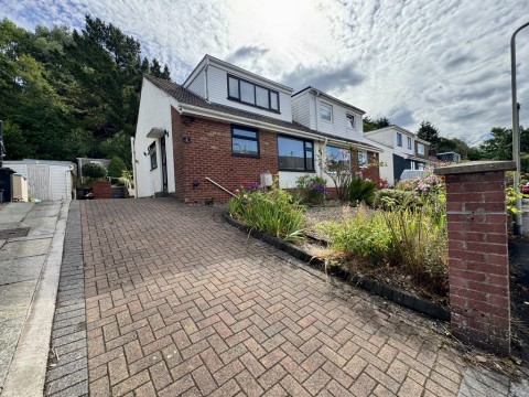 View Full Details for Ann's Close, Merthyr Tydfil, CF47 0UA