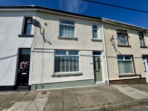 View Full Details for Mary Street, Bedlinog, Treharris, CF46 6RS