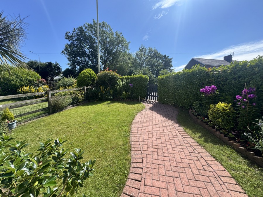 Images for Llanharry Road, Brynsadler, Pontyclun, Mid Glamorgan