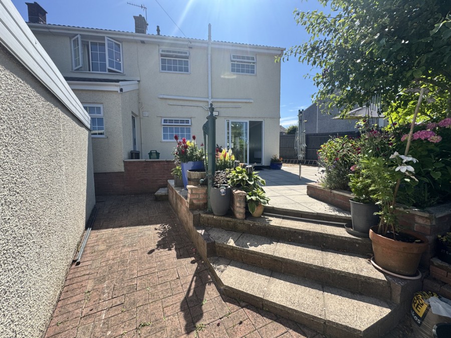 Images for Llanharry Road, Brynsadler, Pontyclun, Mid Glamorgan
