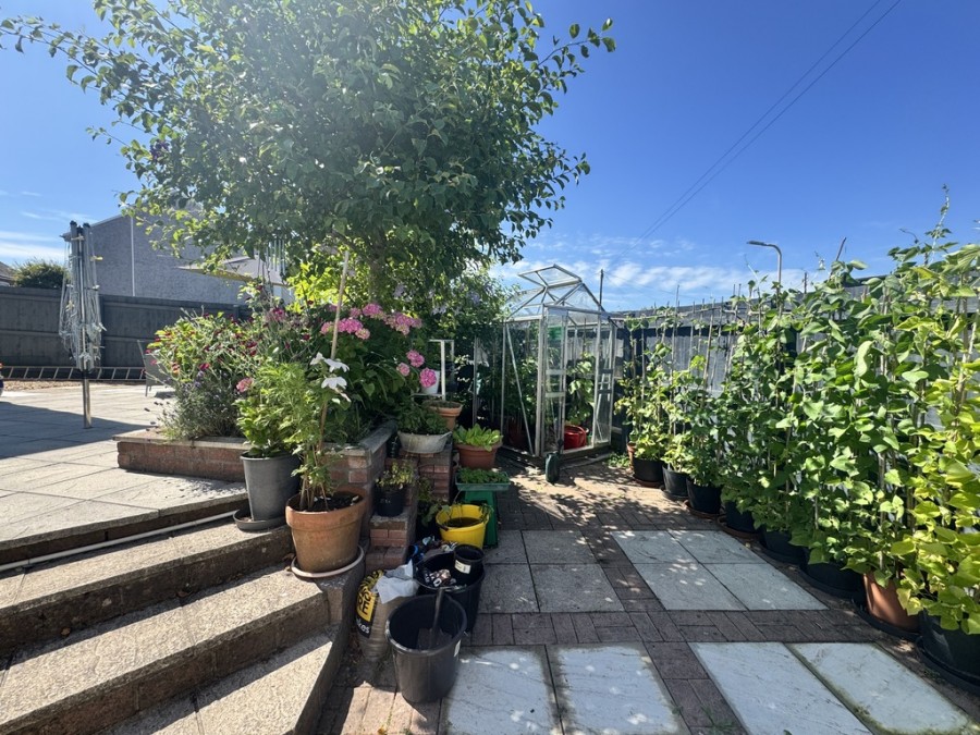 Images for Llanharry Road, Brynsadler, Pontyclun, Mid Glamorgan