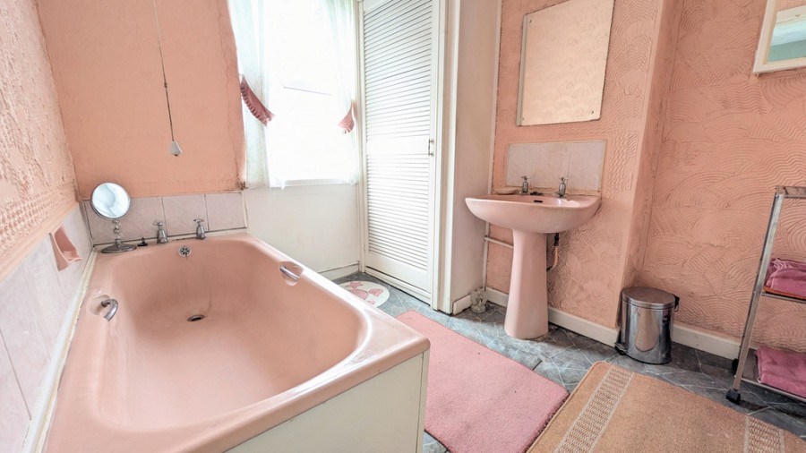 Images for Brynonen House, Bryniau Cottages, Pant, Merthyr Tydfil