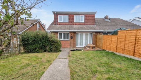 View Full Details for Raglan Grove, Merthyr Tydfil