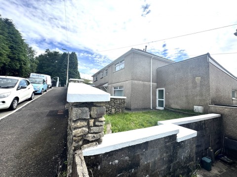View Full Details for Alfred Street, Gilfach Goch, Porth