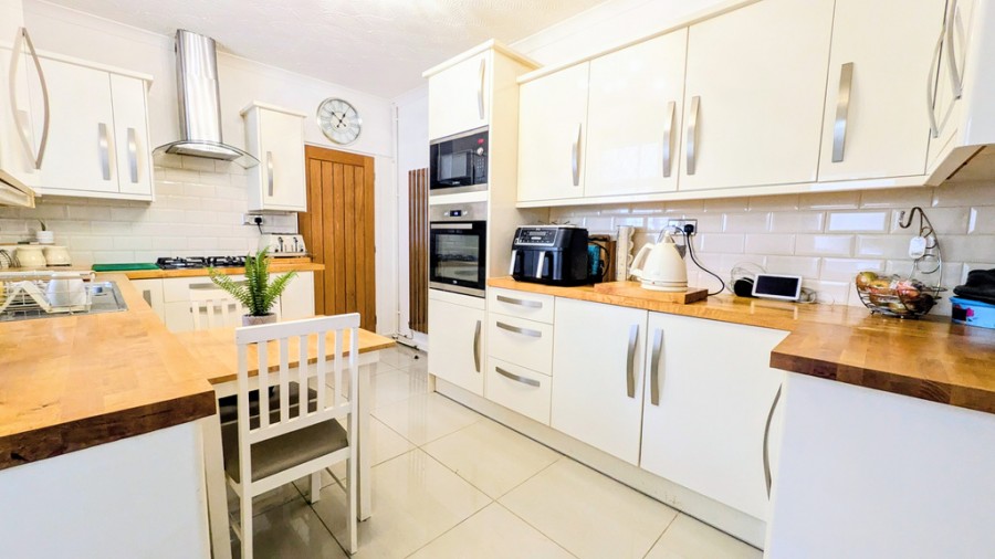 Images for Perthygleision, Aberfan, Merthyr Tydfil