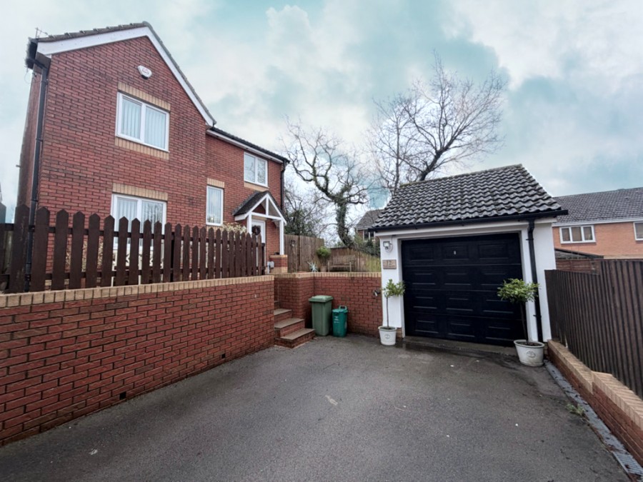 Images for Cwrt Yr Efail, Church Village, Pontypridd