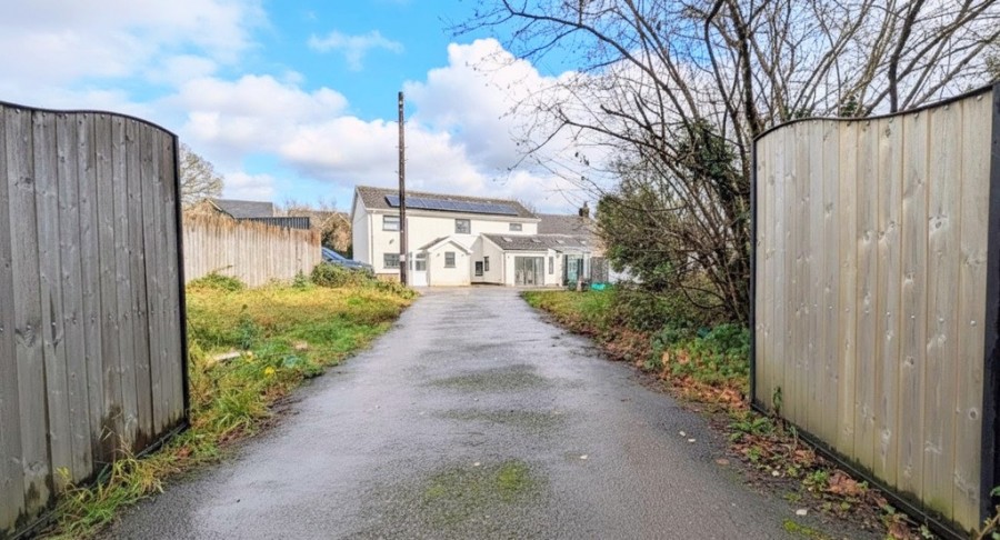Images for Trebeddau Farm, Mountain Hare, Merthyr Tydfil