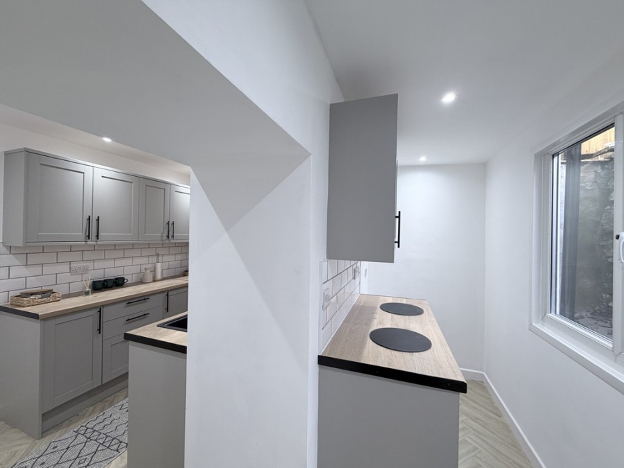 Images for High Street, Gilfach Goch, Porth