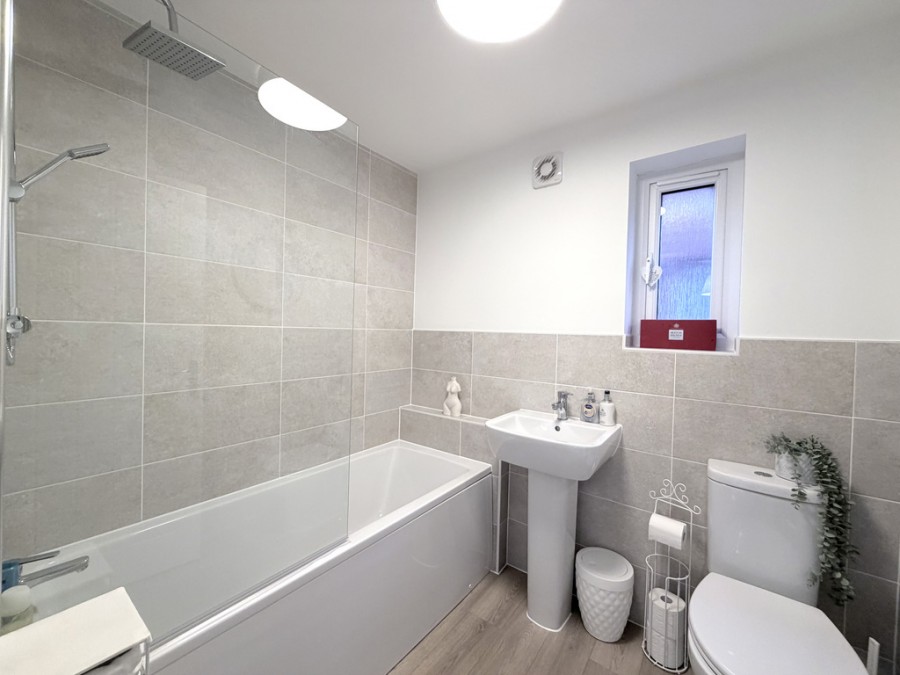 Images for Heol Y Gylfinir, Llanilid, Pontyclun