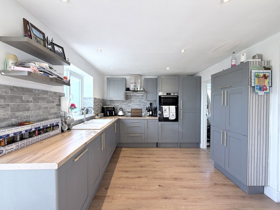 Images for Heol Y Beddau, Beddau, Pontypridd