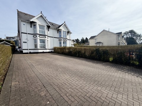 View Full Details for Highcroft, Queens Road, Twynyrodyn, Merthyr Tydfil, CF47 0HE