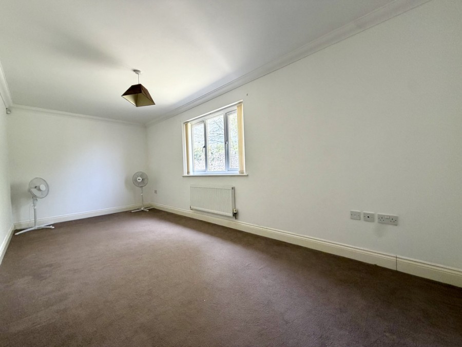 Images for Springfield Rise, Treharris, CF46 5RD