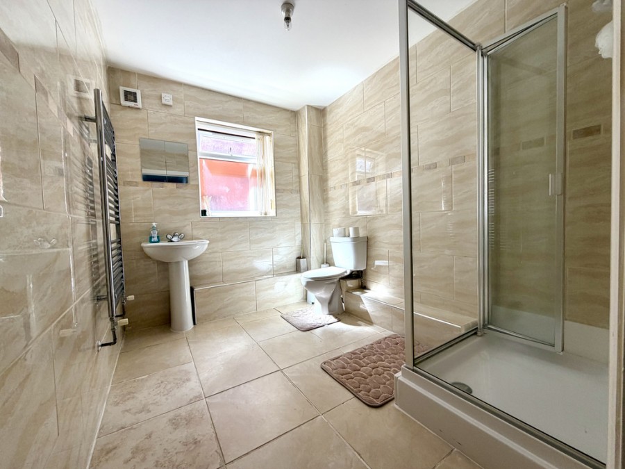 Images for Springfield Rise, Treharris, CF46 5RD