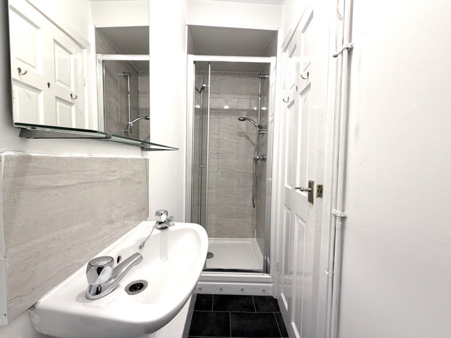 Images for High Street, Gilfach Goch, Porth