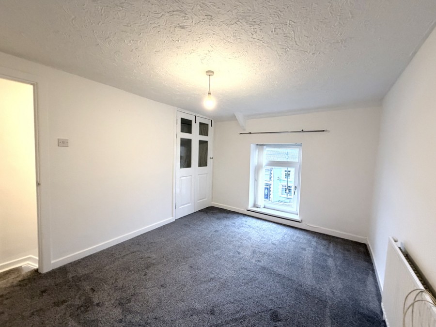 Images for High Street, Gilfach Goch, Porth