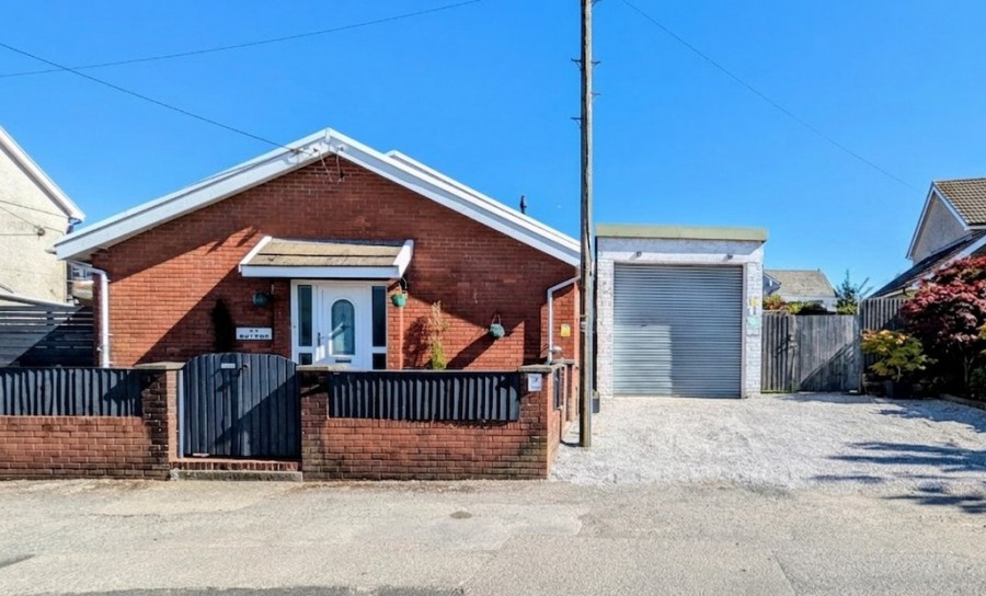 Images for Ty Gwyrdd, Pontycapel Road, Cefn Coed, Merthyr Tydfil