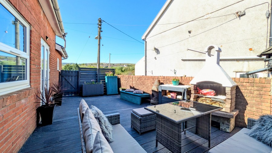 Images for Ty Gwyrdd, Pontycapel Road, Cefn Coed, Merthyr Tydfil