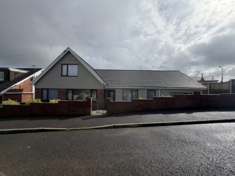 View Full Details for Worcester Close, Heolgerrig, Merthyr Tydfil, CF48 1SP