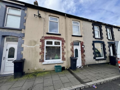 View Full Details for High Street, Trelewis, Treharris, Merthyr Tydfil, CF46 6AB