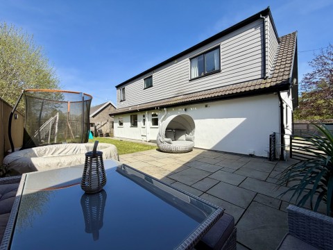 View Full Details for Abernant Y Gethin Bungalows, Abercanaid, Merthyr Tydfil, CF48 1PJ