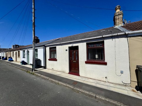 View Full Details for Powell Street, Bedlinog, Treharris, CF46 6RL